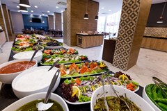 Best Western Plus Premium Inn Hotel - photo 13