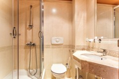 Gold Pearl Hotel - photo 12