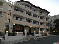 Corona - photo 12