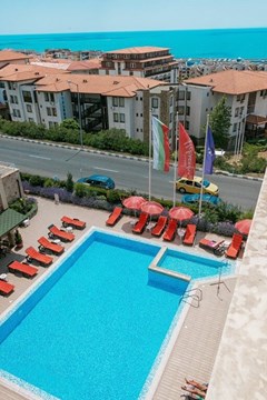 Alexandra - photo 31