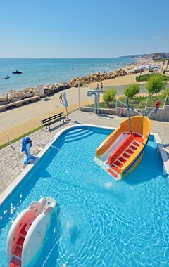 Sol Luna Bay Resort - photo 9
