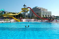 Nadezhda, kurortnyj kompleks Hotel: Бассейн - photo 2