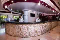 Nadezhda, kurortnyj kompleks Hotel: Холл отеля - photo 5