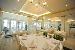 Iliria International: Restaurant - photo 6