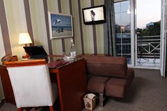 Bel Conti: Room - photo 13