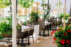 Albanian Star Hotel: Restaurant - photo 10