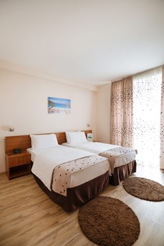 Albanian Star Hotel: Room - photo 7