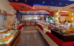New York: Restaurant - photo 8