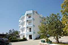 HH Boutique Hotel: General view - photo 10