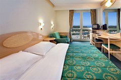 Hotel Gran Vista Plava Laguna: Room DOUBLE SIDE SEA VIEW WITH BALCONY - photo 18