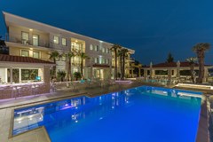 Aparthotel Adeo: Pool - photo 40