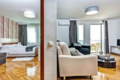 Aparthotel Adeo: Room - photo 49
