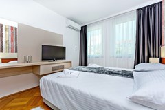 Aparthotel Adeo: Room - photo 65