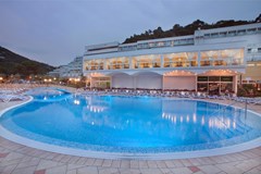 Hotel Narcis: Pool - photo 8