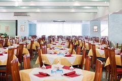 Hotel Narcis: Restaurant - photo 10