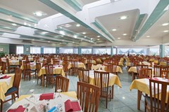 Hotel Narcis: Restaurant - photo 15