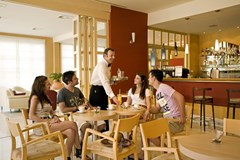 Allegro Sunny Hotel by Valamar: Bar - photo 3