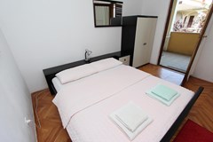 Apartment Lora: Room - photo 6