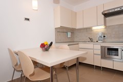 Belvedere Resort Apartments: Room APARTMENT CAPACITY 5 - photo 34