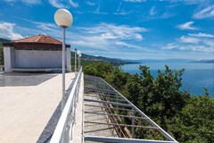 Paviljoni Kacjak: Terrace - photo 10
