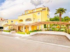 Justic: General view - photo 2