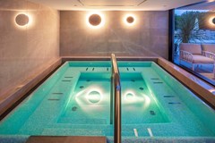 Luxury Hotel Riva: Pool - photo 10