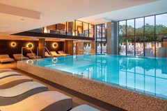 Luxury Hotel Riva: Pool - photo 19