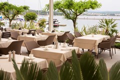 Luxury Hotel Riva: Restaurant - photo 22