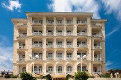 Smart Selection Hotel Bristol: General view - photo 19