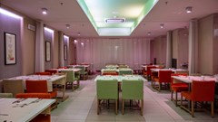 Family Hotel Vespera: Restaurant - photo 34