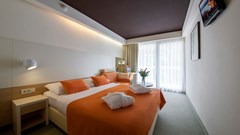 Family Hotel Vespera: Room - photo 21