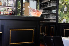 Arbiana Heritage Hotel: Bar - photo 18