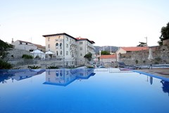 Arbiana Heritage Hotel: Pool - photo 135
