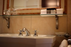 Arbiana Heritage Hotel: Room - photo 54