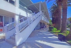Laguna: Terrace - photo 21