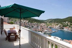 Villa Pucisca: General view - photo 4