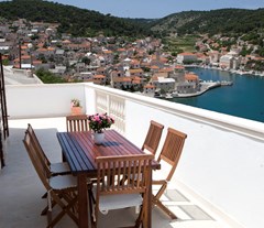 Villa Pucisca: General view - photo 8