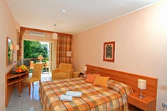 ​Bluesun tourist resort Velaris: Room - photo 9