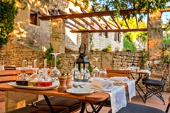 Puteus Palace: Restaurant - photo 26