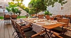 Puteus Palace: Restaurant - photo 28