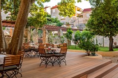 Puteus Palace: Restaurant - photo 32