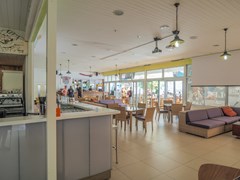 Delfin Hvar: Restaurant - photo 27