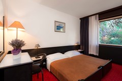 Delfin Hvar: Room SINGLE PARK VIEW - photo 19