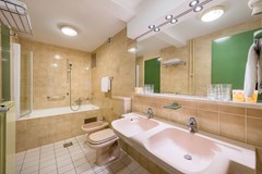 Dalmacija Sunny Hotel by Valamar: Room JUNIOR SUITE SEA VIEW WITH BALCONY - photo 37