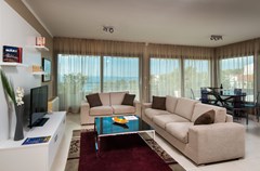 The Residence: Room APARTMENT LUXURY TWO BEDROOMS - photo 4