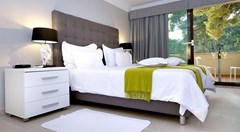 The Residence: Room - photo 15