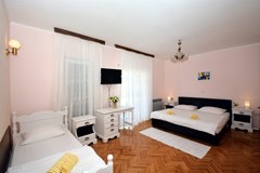 Pansion Dioklecijan: Room TRIPLE STANDARD - photo 32