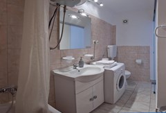 Apartment Alma: Room - photo 10