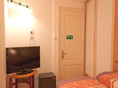 Cecilija Apartmani: Room - photo 17