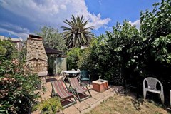 Garden Apartment Hotel: Terrace - photo 1